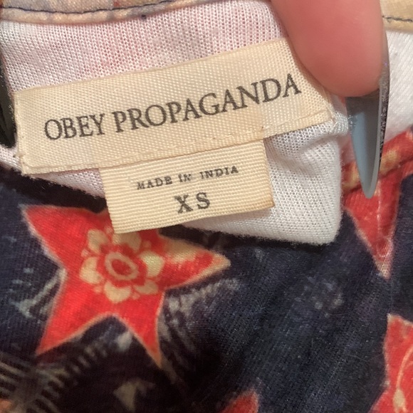 Obey “Vintage” (2009) American Crop Top - Picture 4 of 6